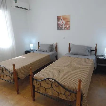 Salakos Mountain View Home *