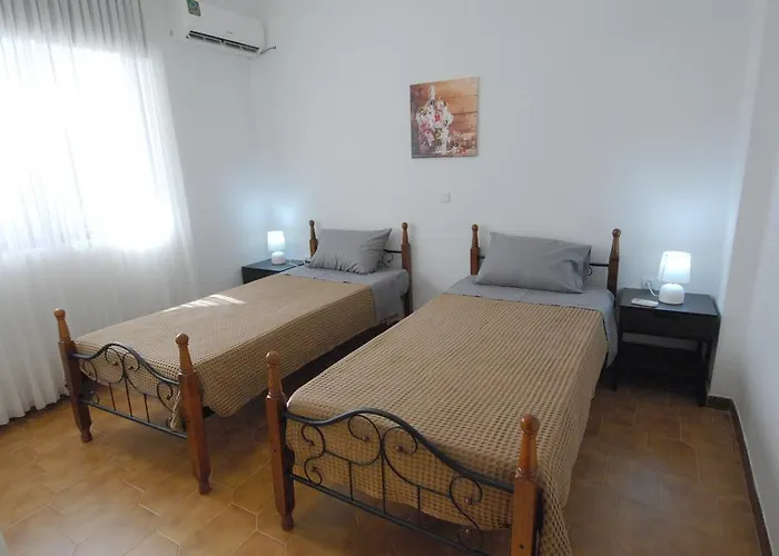 Salakos Mountain View Home *